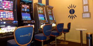 Bàn chơi Live Casino pp88 với dealer thật phát trực tiếp cho người chơi Việt Nam